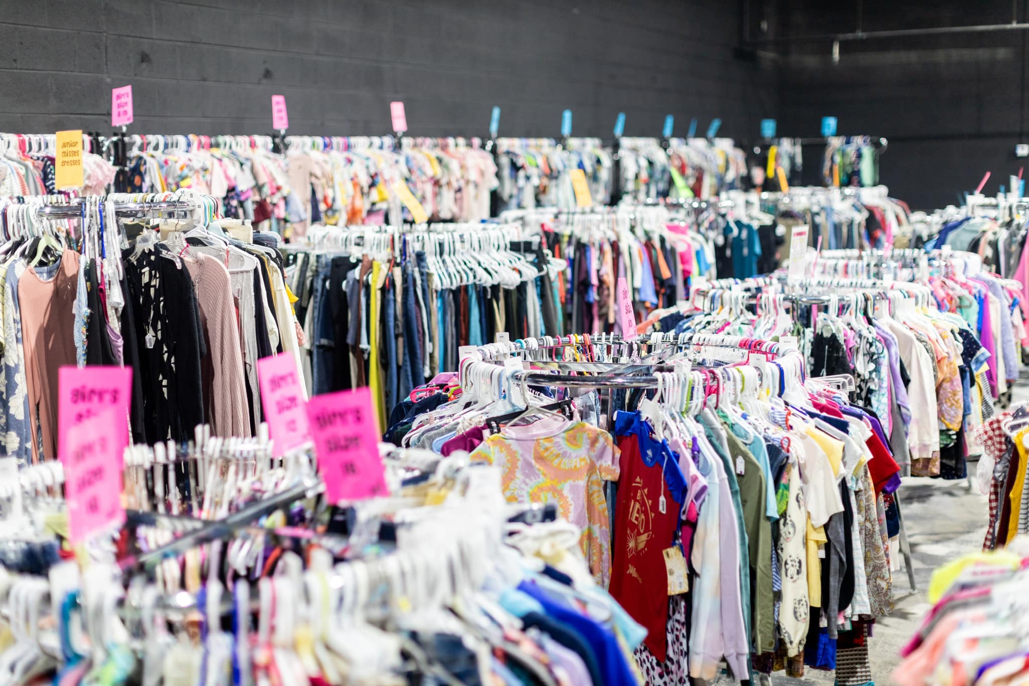 Consignment show and yardsales